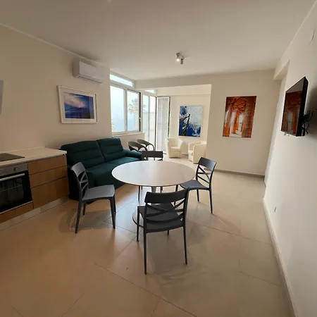 Apartment Kalos *